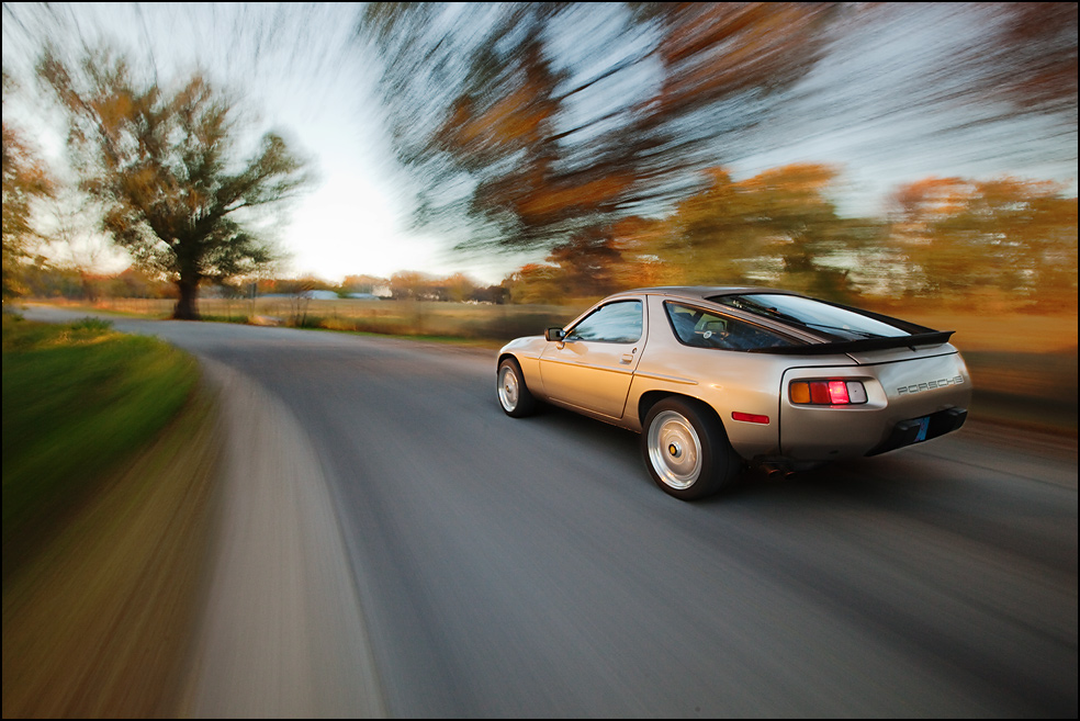 Porsche 928 Car Rig Photography